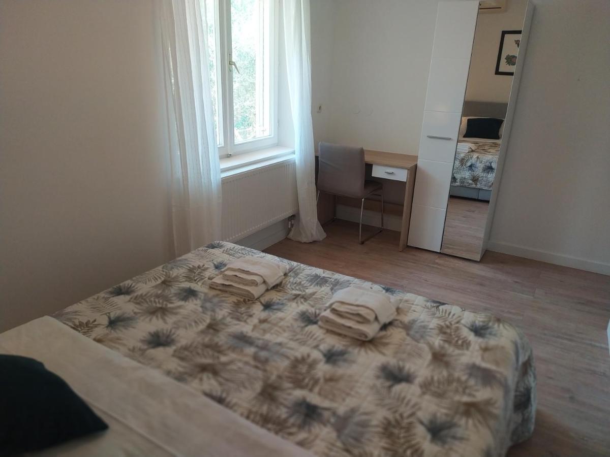 Apartment & Rooms Poppy Rose Zadar Exterior foto