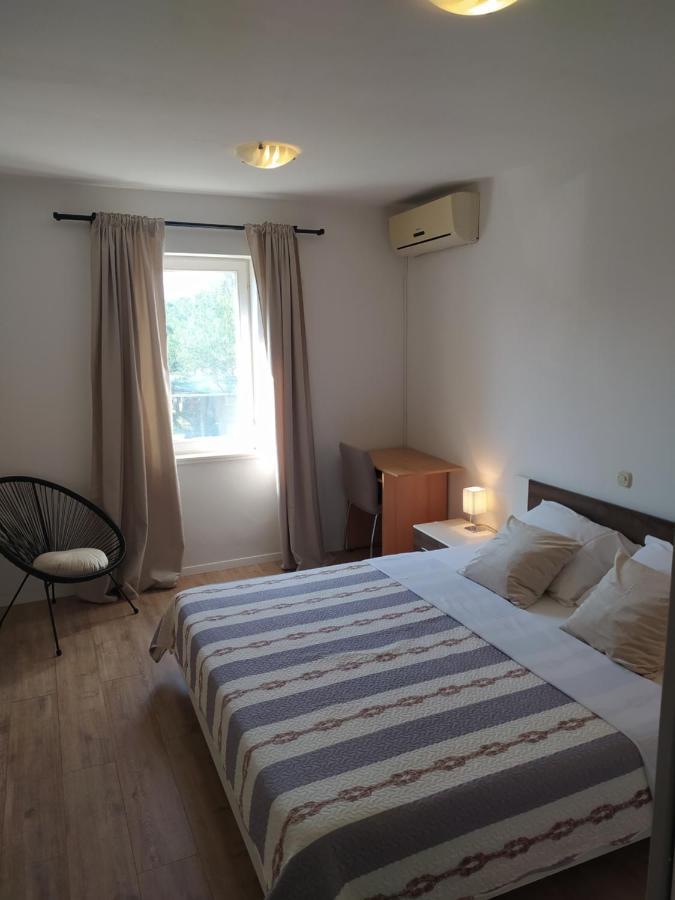 Apartment & Rooms Poppy Rose Zadar Exterior foto