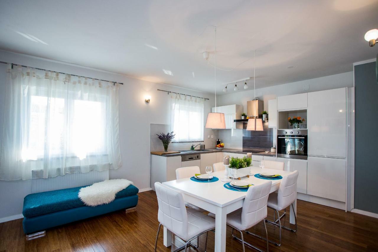 Apartment & Rooms Poppy Rose Zadar Exterior foto