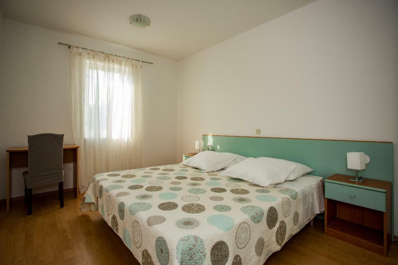 Apartment & Rooms Poppy Rose Zadar Exterior foto