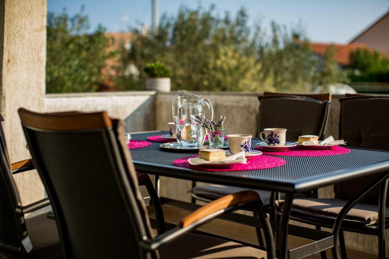 Apartment & Rooms Poppy Rose Zadar Exterior foto